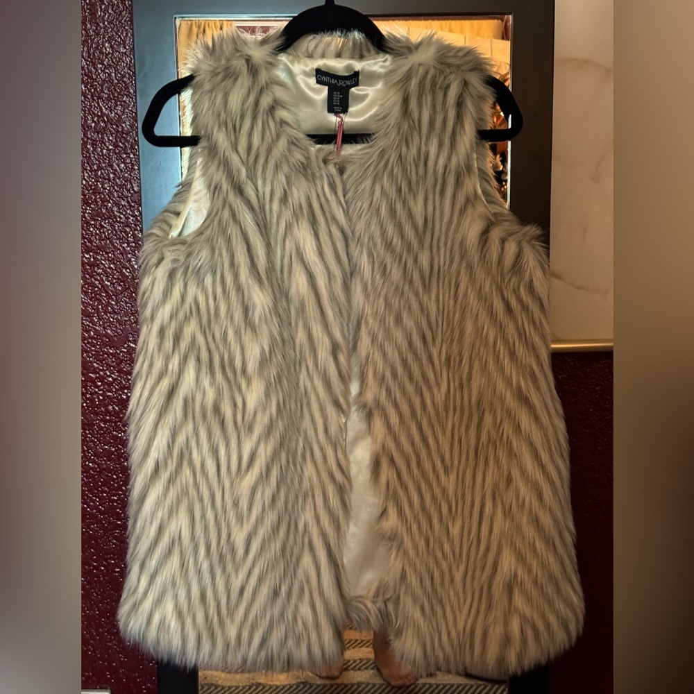 New Faux Fur Vest